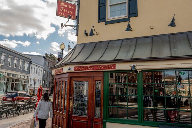 Dark History: Georgetown Spies, Lies, & Politics Walking Tour - Discovering Georgetown’s Dark History