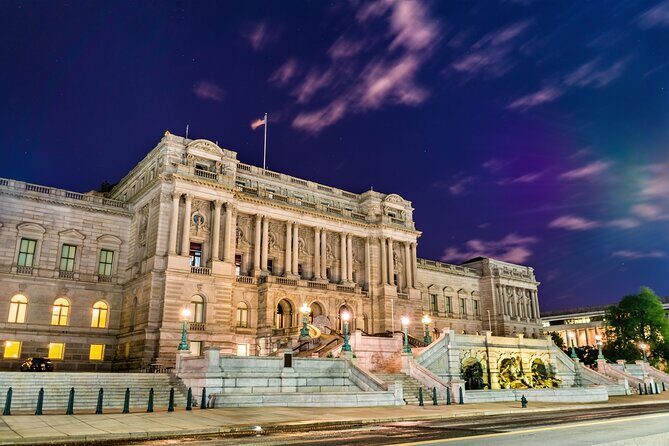 Dark History: Scandals of Capitol Hill Evening Walking Tour - Good To Know