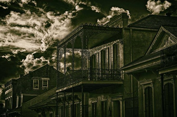 Dark History Tour In New Orleans - Uncovering Historical Crimes