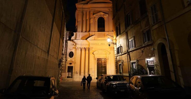 Dark Side of Rome With Underground Crypt - Good To Know