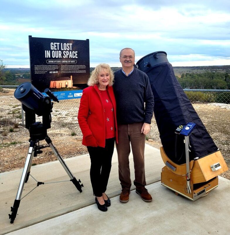 Dark Sky Gold Stars Sunset Dinner Tour in Mannum - Ngaut Ngaut, a place with a human story
