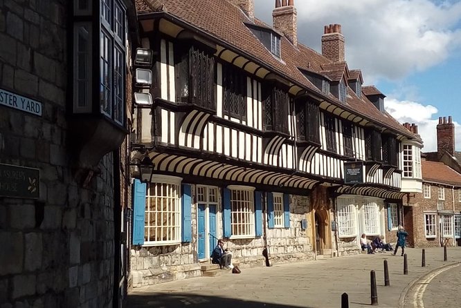 Dark Tales of York. Private Ghost Tours. - Inclusions and Highlights of the Tour