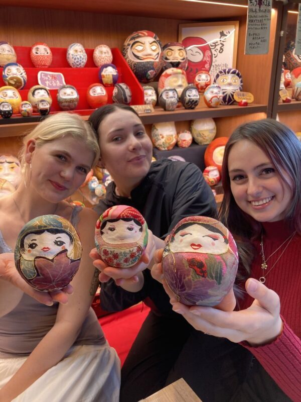 Daruchans House: Daruma Cloth-Covering Experience - At a glance