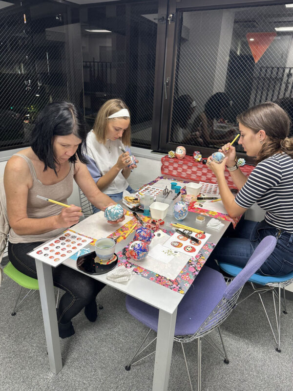 Daruma Workshop by Making your Own Japanese Souvenir in Shinjuku - What to know before you book