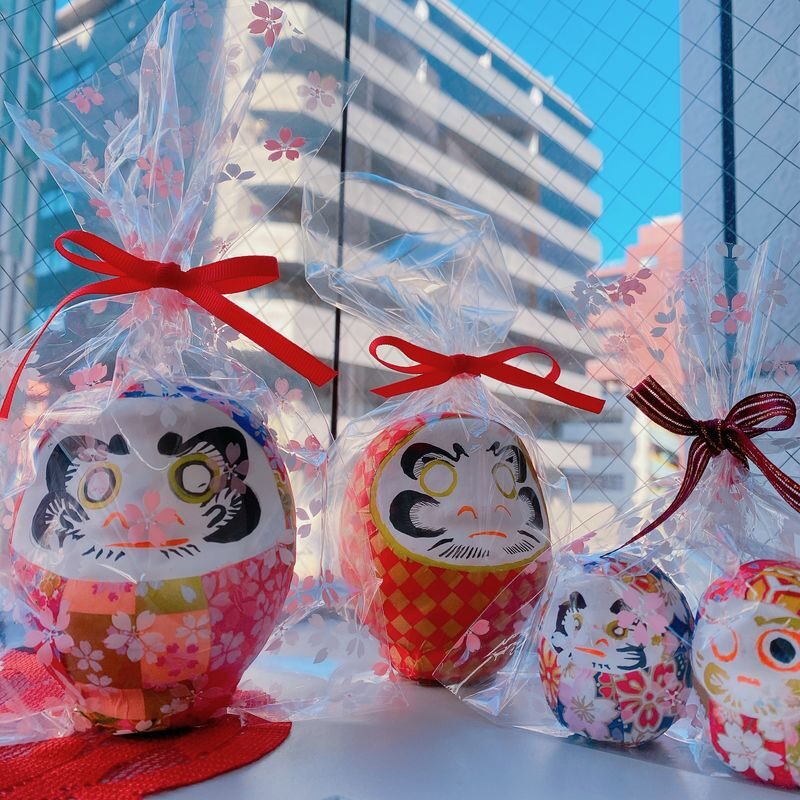 Daruma Workshop by Making your Own Japanese Souvenir in Shinjuku - Shinjuku setting, with a garden nearby