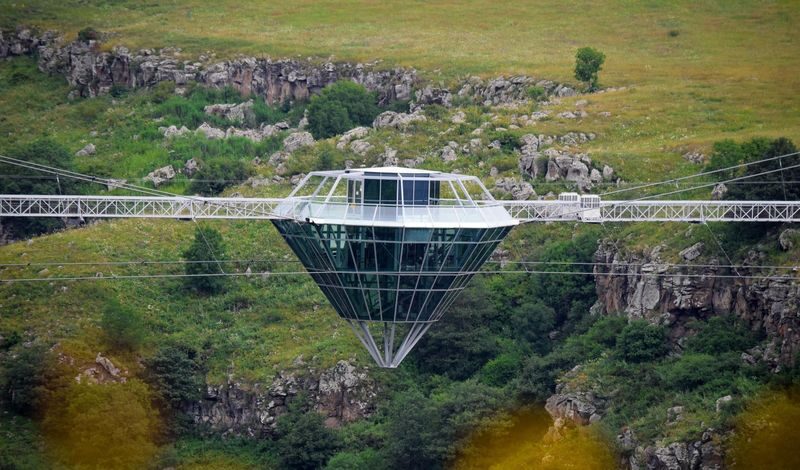 Dashbashi Canyon Full-Day Small Group Tour with Glass Bridge - The day’s best details