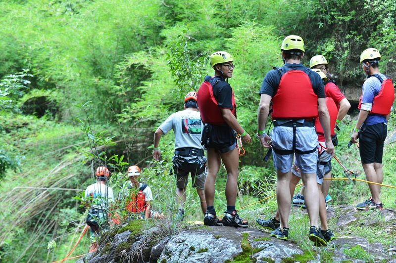 Datanla Waterfall Canyoning Water Adventure - Lunch, photos and the climb back