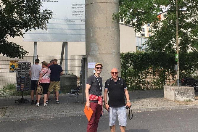 David Bowie in Berlin - 3-Hour Private Tour - Pickup Points and End Point Information
