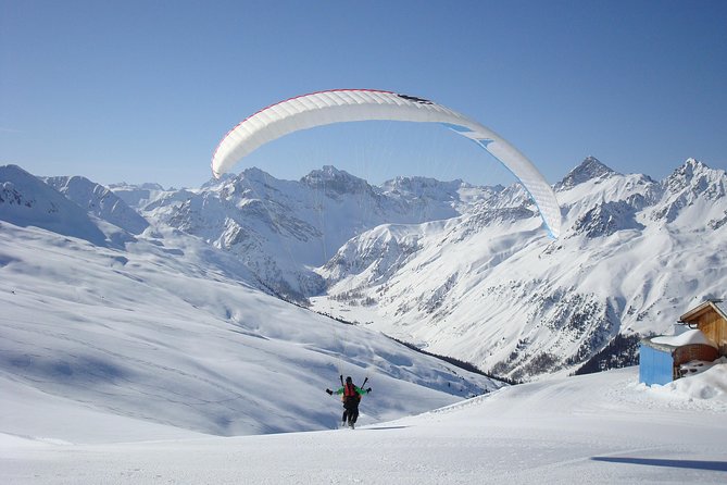 Davos Absolutely Free Flying Paragliding Tandem Flight 1000 Meters High - Overview and Experience