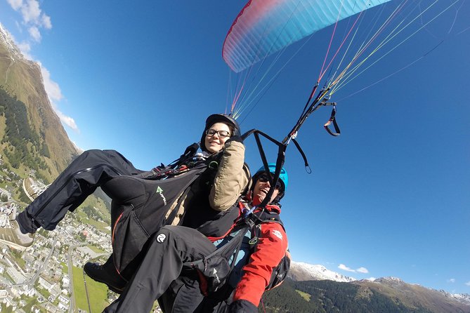 Davos Absolutely Free Flying Paragliding Tandem Flight 1000 Meters High - The Sum Up