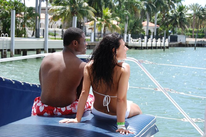 Day Cruise to Miami Island With Free Time to Kayak - Activities and Beach Adventure