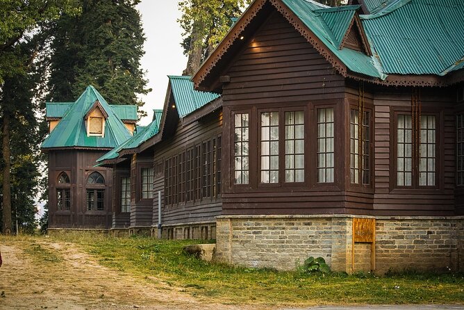 Day Excursion To Gulmarg From Srinagar With Lunch - The Sum Up