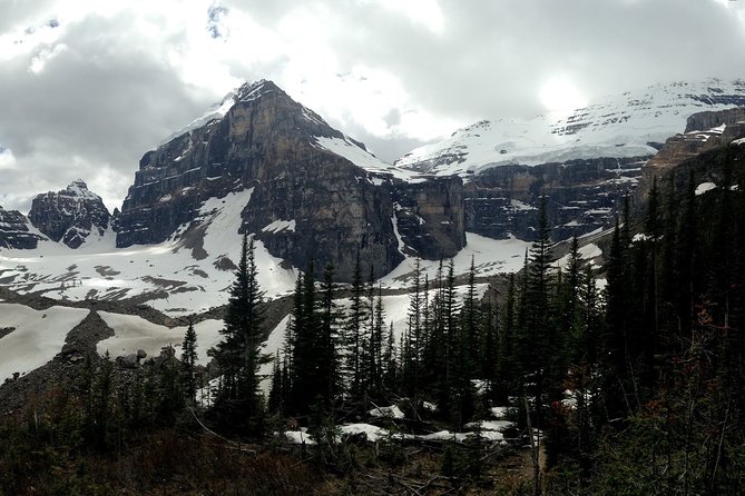 Day Hike in Lake Louise - Nearby Attractions