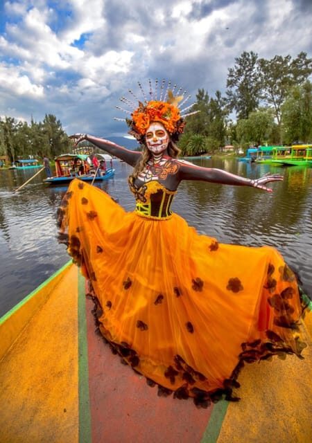 Day of the Dead in Mexico City: Mexican dinner and party in Xochimilco - Exploring the Experience: What You Can Expect