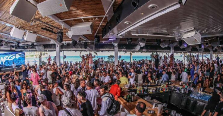Day Party @ Best Beach Clubs in Mykonos - Good To Know
