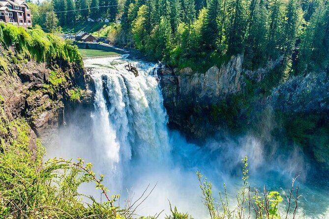 Day Private Snoqualmie Falls & Woodinville Wine Tour from Seattle - Exploring the Day Private Snoqualmie Falls & Woodinville Wine Tour from Seattle