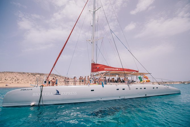 Day Sail to La Graciosa - Pricing and Booking