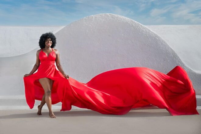 Day: Santorini Professional Photoshoot With Edited Photos - Services Included in Your Package