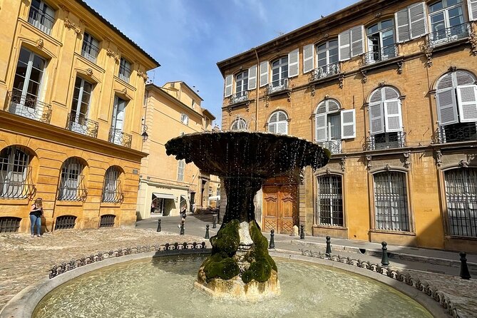 Day Tour Aix En Provence & Wine in Côtes De Provence Sainte-Victoire - Indulge in Local Cuisine