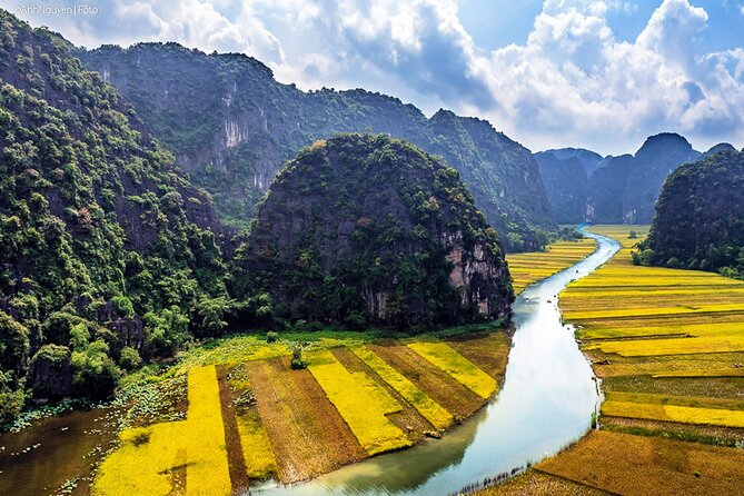 Day Tour From Hanoi to Hoa Lu, Tam Coc & Mua Cave via Boat & Bike - Boat Ride to Hoa Lu