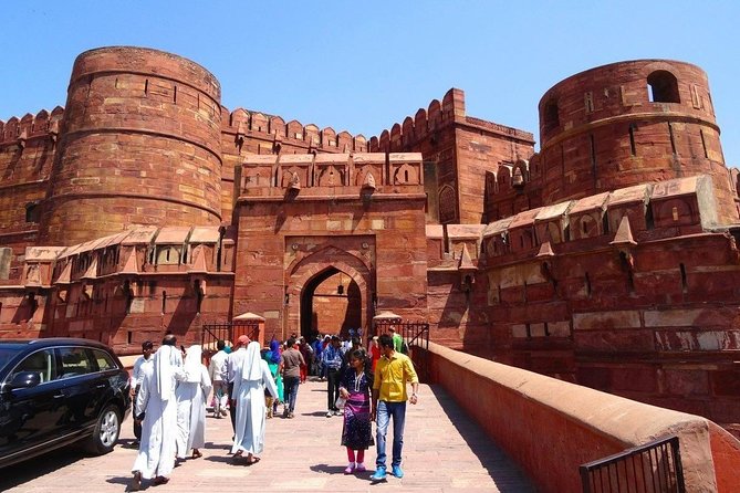 Day Tour From Khajuraho to New Delhi via Agra - Pickup Details