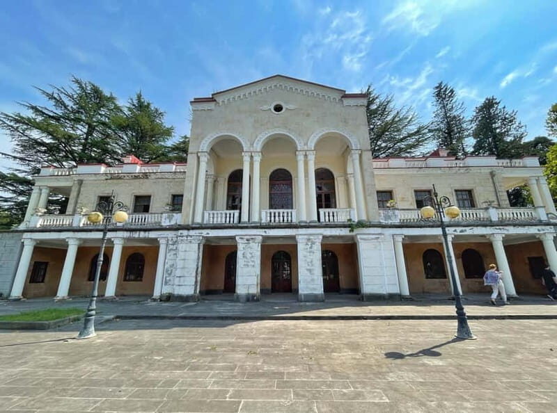 Day tour from Tbilisi to Kutaisi and Tskaltubo - The Sum Up