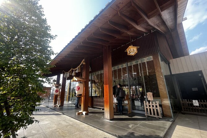 Day Tour in Shinjuku and Kagurazaka Tokyo Hotspot and Hidden Gems - Tea House Experience