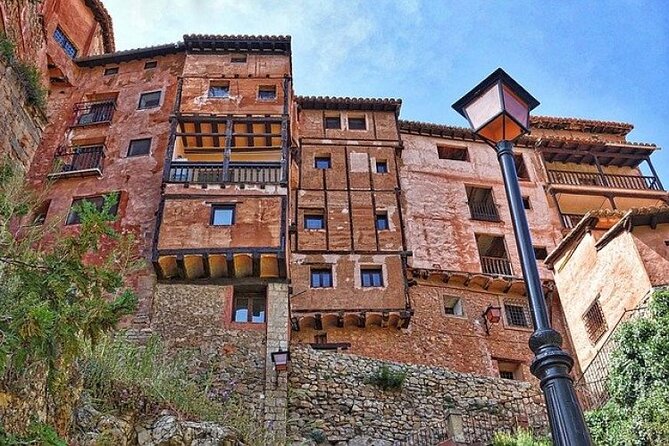 Day Tour in the Medieval Town of Albarracin - Visiting Albarracin Castle and Its Impressive Views