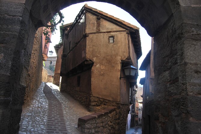 Day Tour in the Medieval Town of Albarracin - Taking in Albarracins Rich Cultural Heritage