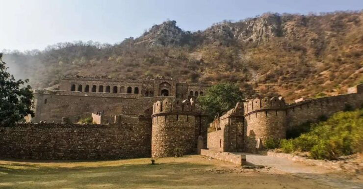 Day Tour Jaipur to Haunted Bhangarh & Abhaneri Stepwell - Haunted Bhangarh Fort Visit