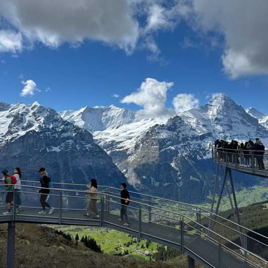 Day Tour Luzern - Interlaken - Grindelwald - Lautenbrunen - Accessible and Small Group