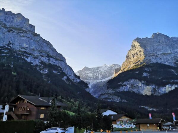 Day Tour Luzern - Interlaken - Grindelwald - Lautenbrunen - Historic Landmarks and Traditional Villages