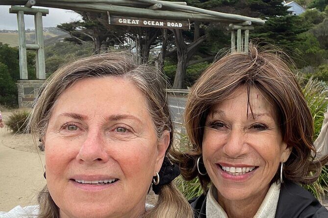 Day Tour - Melbourne to Great Ocean Road(Min 5-Max 11 Passengers) - Transportation and Group Dynamics