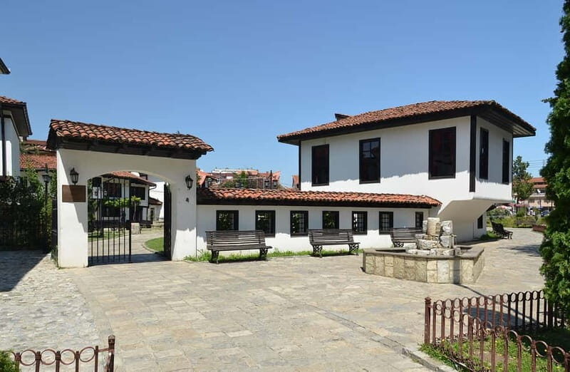 Day Tour of Kosovo Pristina & Prizren from Tirana - Good To Know