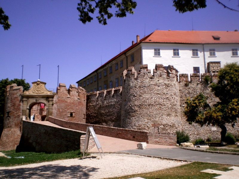 Day Tour of Pécs and with Villány with Wine Tasting - Good To Know