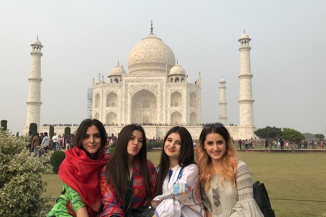 Day Tour Of Taj Mahal And Fatehpur Sikri From Jaipur - Customer Reviews