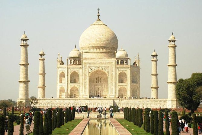 Day Tour Taj Mahal By Car - Itinerary Overview