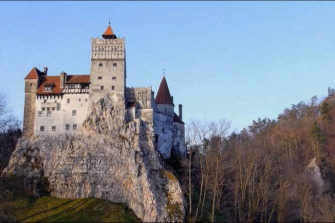 Day Tour to Bran Castle(Draculas Castle) and Râșnov Fortress - Booking Details