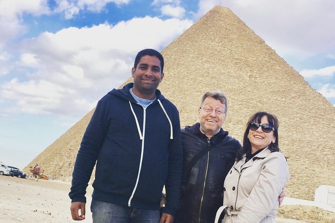Day Tour to Giza Pyramids And Egyptian Museum & Bazaar - Inclusions and Accessibility