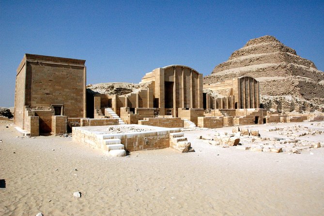 Day Tour to Giza Pyramids, Sphinx, Sakkara Pyramids and Dahshur Pyramids - Meeting and Pickup Details