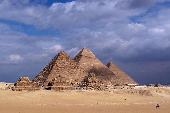Day Tour to Giza Pyramids, Sphinx, Sakkara Pyramids and Dahshur Pyramids - The Sum Up