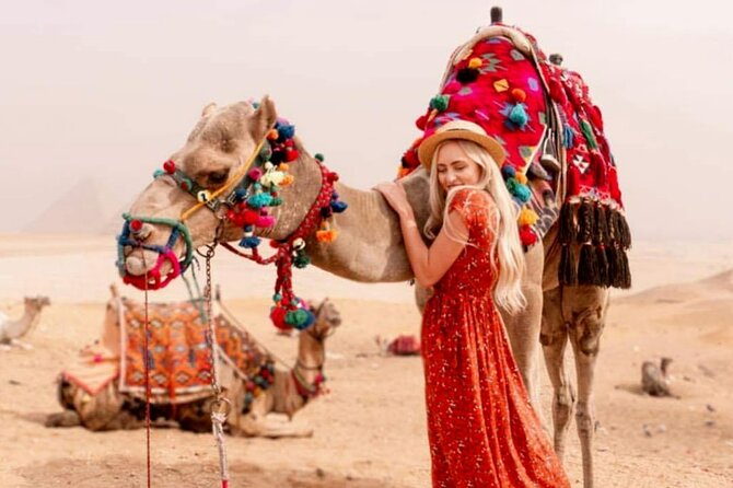 Day Tour To Giza Pyramids With Camel Ride And Museum of Egyptian Antiquities - Exploring the Giza Pyramids