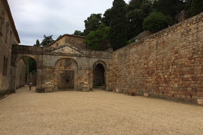 Day Tour to Lagrasse Village and Fontfroide Abbey.Private Tour From Carcassonne. - Experience a Private Tour From Carcassonne