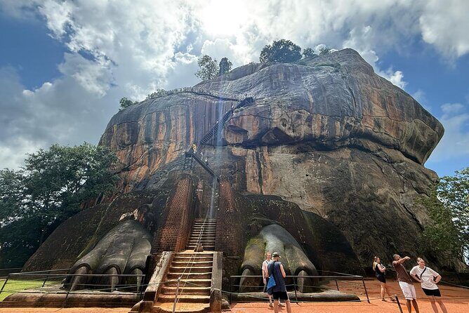 Day tour to Sigiriya and Dambulla from Kandy - Exploring the Sigiriya and Dambulla Day Tour from Kandy
