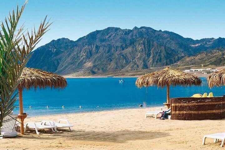 Day Tour to the Red Sea El Ain El Sokhna from Cairo - The two-hour drive and hotel pickup