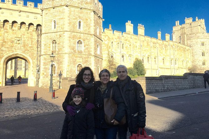 Day Tour to Windsor Castle and Stonehenge By Private Executive Car - Booking and Payment