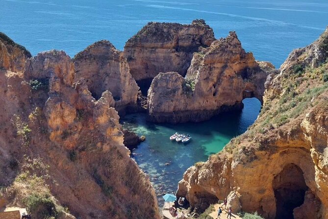 Day Tour Tour to Algarve,Benagil, Portimão, and Faro From Lisbon - Pickup Information