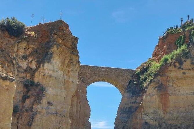 Day Tour Tour to Algarve,Benagil, Portimão, and Faro From Lisbon - Frequently Asked Questions