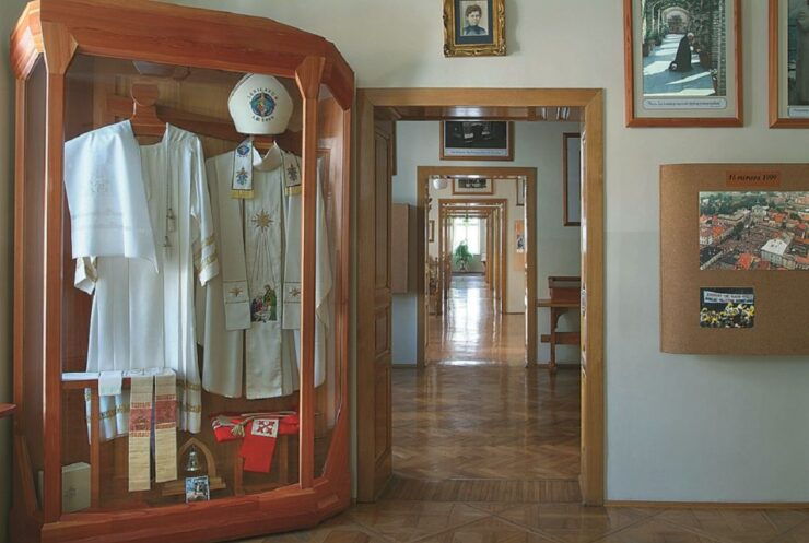 Day Tour: Traces of Pope John Paul II Near Krakow - Itinerary Highlights