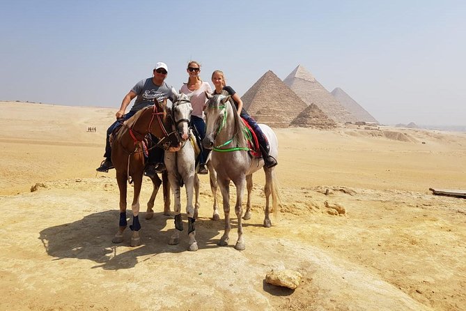 Day Tour With Guide to Giza Pyramids, Sakkara, Dahshur and Memphis - Overview of Giza Pyramids, Sakkara, Dahshur, and Memphis